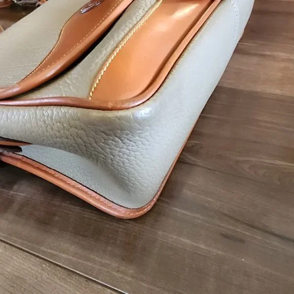 Dooney and Bourke Carrier Bag